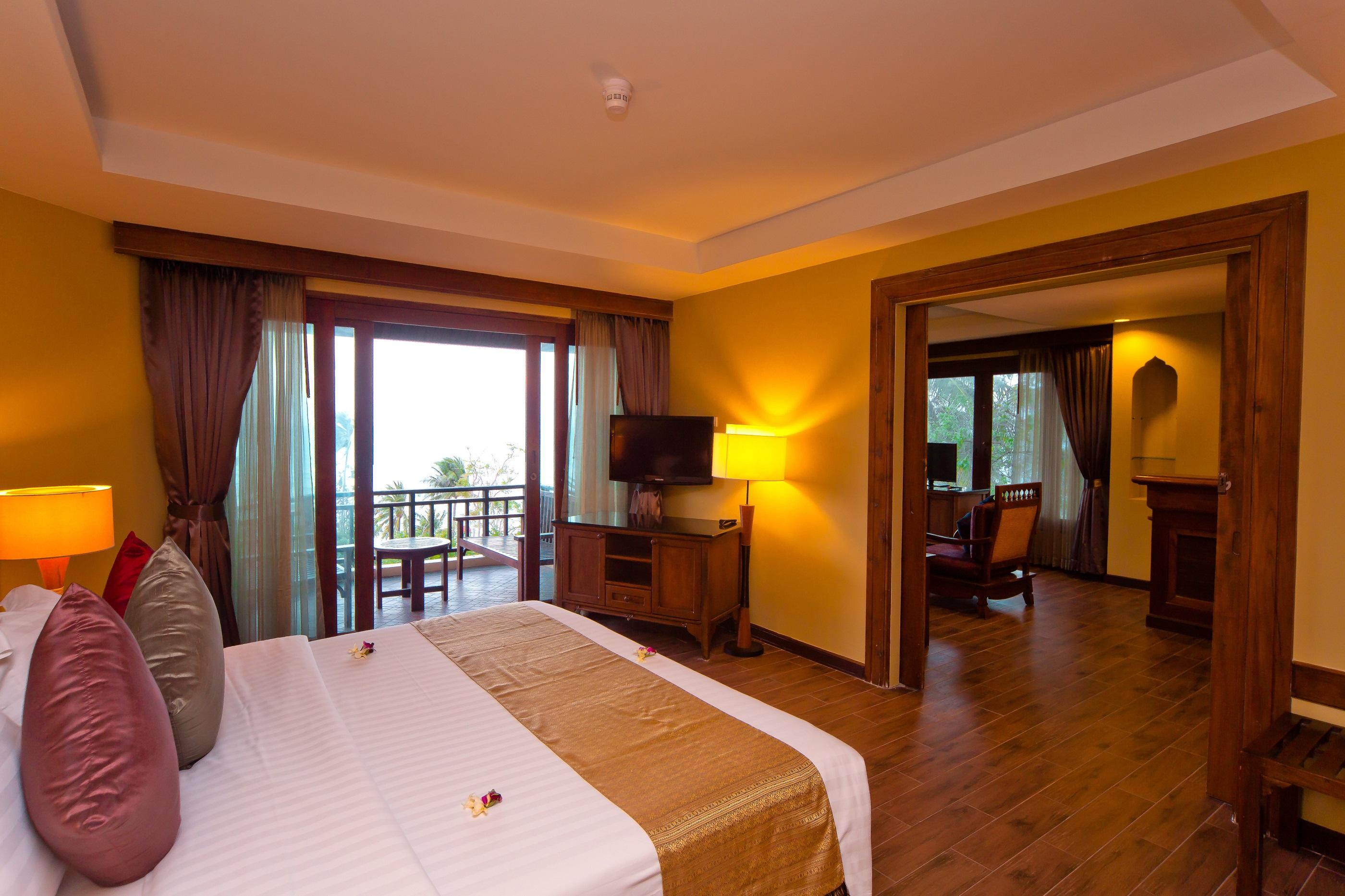 Nora Beach Resort & Spa - Sha Extra Plus Чавенг Бийч Екстериор снимка